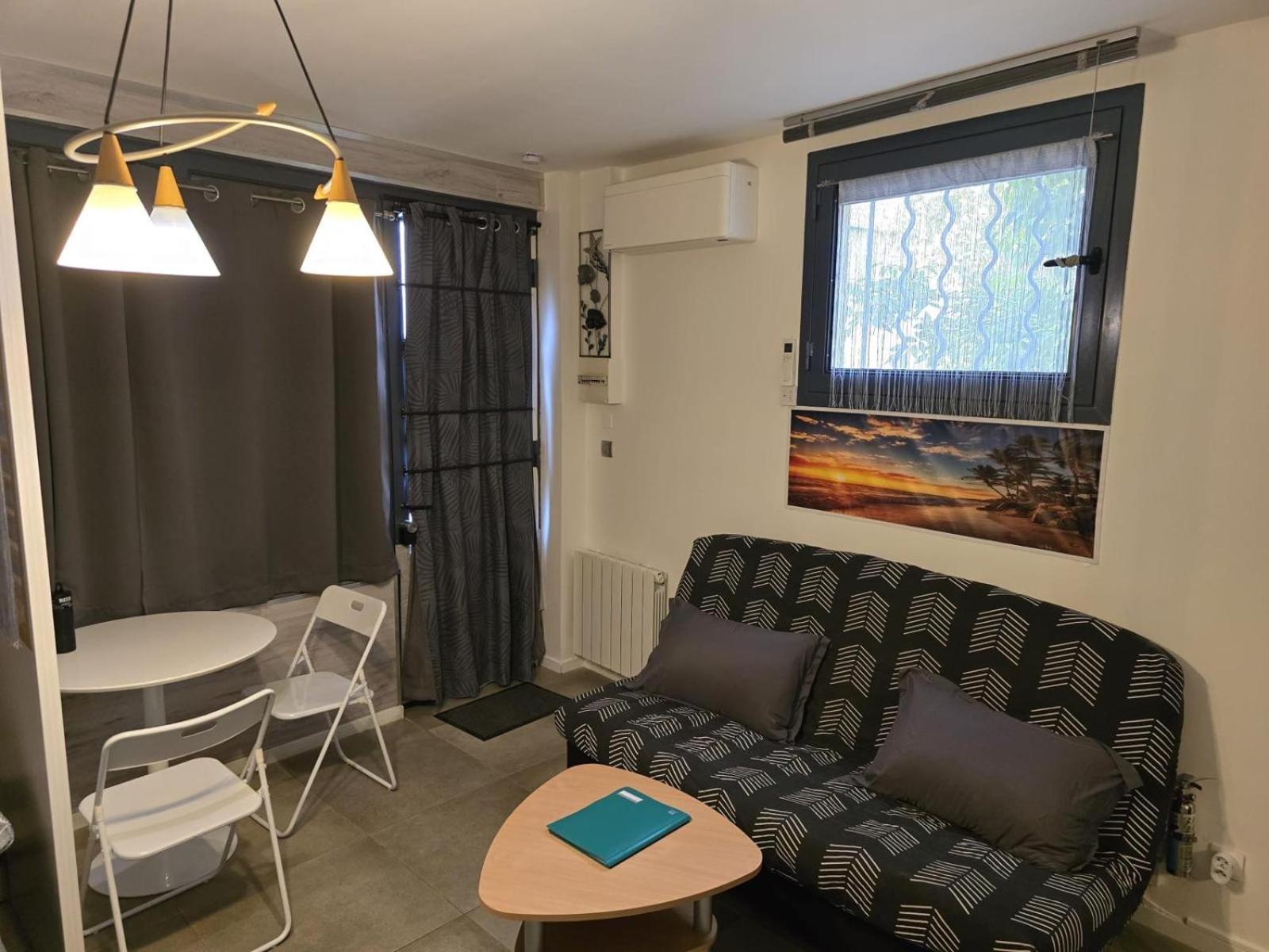Studio Tout Equipe Et Chaleureux En Rez De Chaussee, Parfait Pour Explorer Montpellier Bagian luar foto