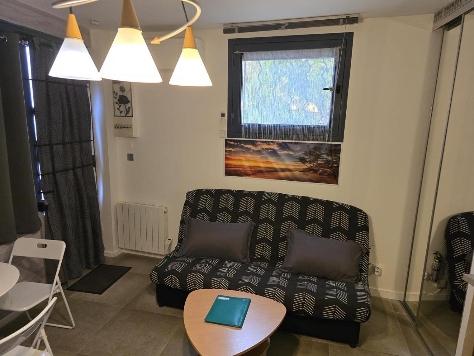 Studio Tout Equipe Et Chaleureux En Rez De Chaussee, Parfait Pour Explorer Montpellier Bagian luar foto